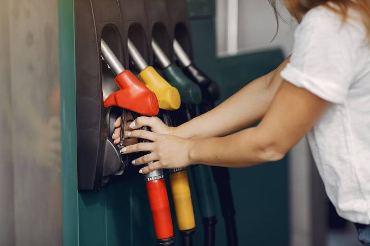 Las gasolineras más baratas hoy en Madrid: dónde llenar el depósito al mejor precio este 11 de agosto