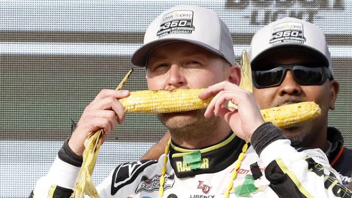 Good to the last kernel: William Byron wins NASCAR Iowa