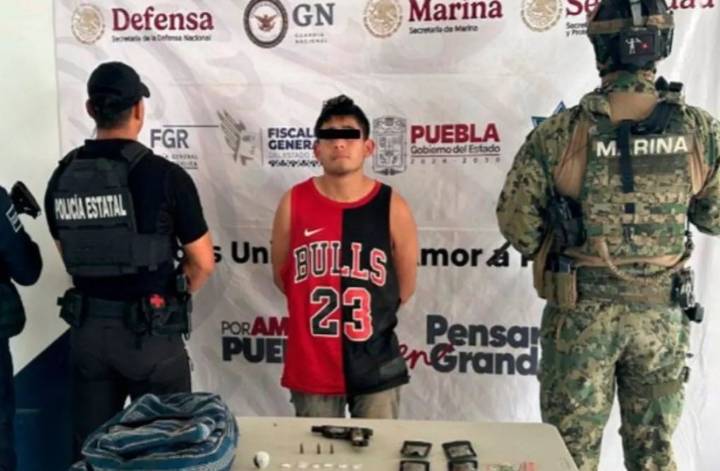 Capturan en Izúcar a “El Borrego”, presunto líder del robo de autos