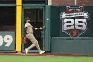 Tom Krasovic: Underperforming Giants allow Padres to focus on L.A.