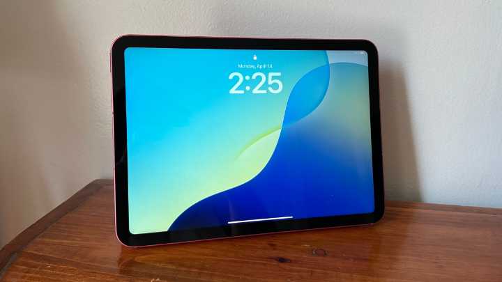 Get the Apple iPad 11th generation with 128 GB for under $300 at Amazon