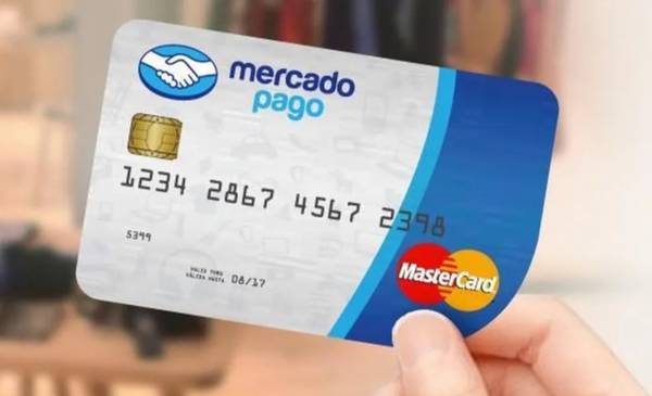 Mercado Pago lanza tarjeta de crédito en Argentina, mientras tramita licencia bancaria