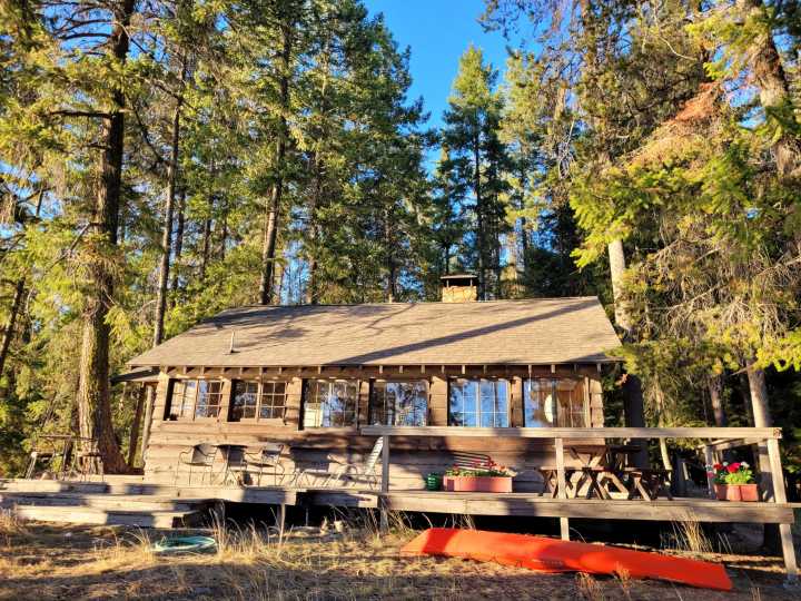 Latest Priest Lake auction yields $7.9M in sales; three properties receive no bids