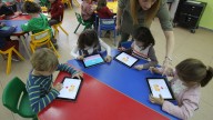 El 80% de las familias pide que los móviles se queden fuera del aula