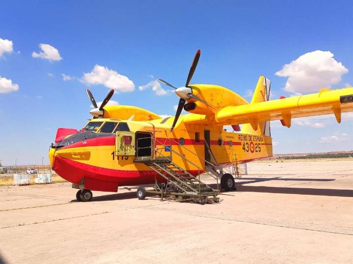 La UE envía dos aviones cisterna desde Francia para reforzar la lucha contra incendios en España