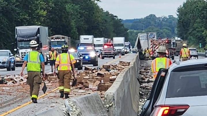 Hot dog spill shuts down highway in Pennsylvania commuters’ wurst nightmare