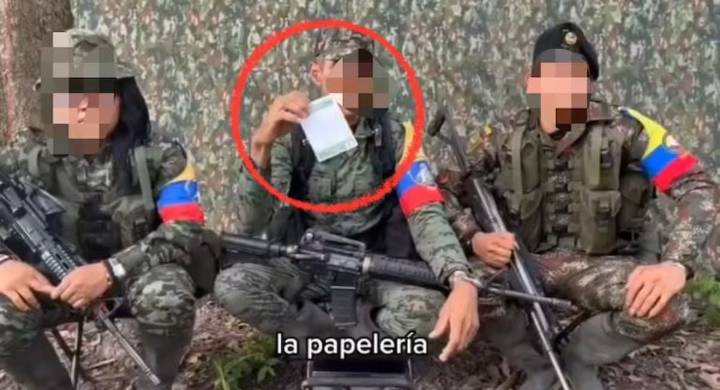 Disidencias de las FARC implementan código QR para cobrar extorsiones A través de un video, los criminales le hicieron la advertencia a sus víctimas en los departamentos de Arauca, Casanare y Boyacá.