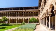 Caballo, revólver y 'bebida de dioses': el monasterio de Pedralbes revela su historia oculta