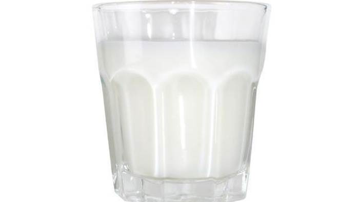 Florida officials warn about risks of drinking raw milk after 21 sickened