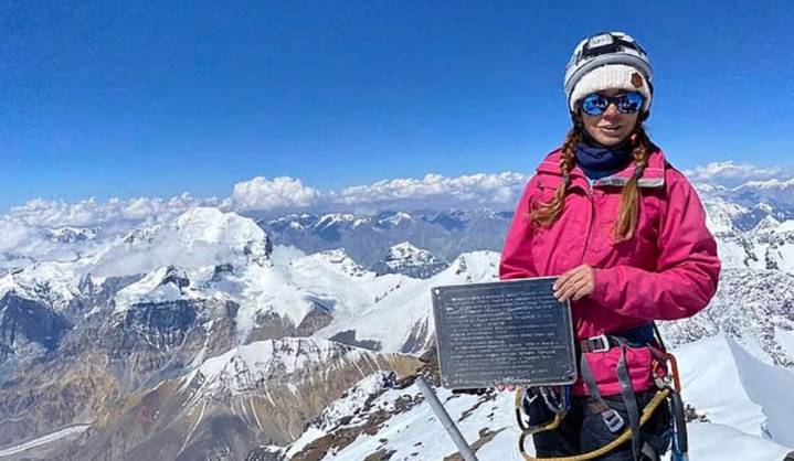 El grito desesperado del hijo de la alpinista Natalia Nagovitsyna herida a 24 mil pies de altura
