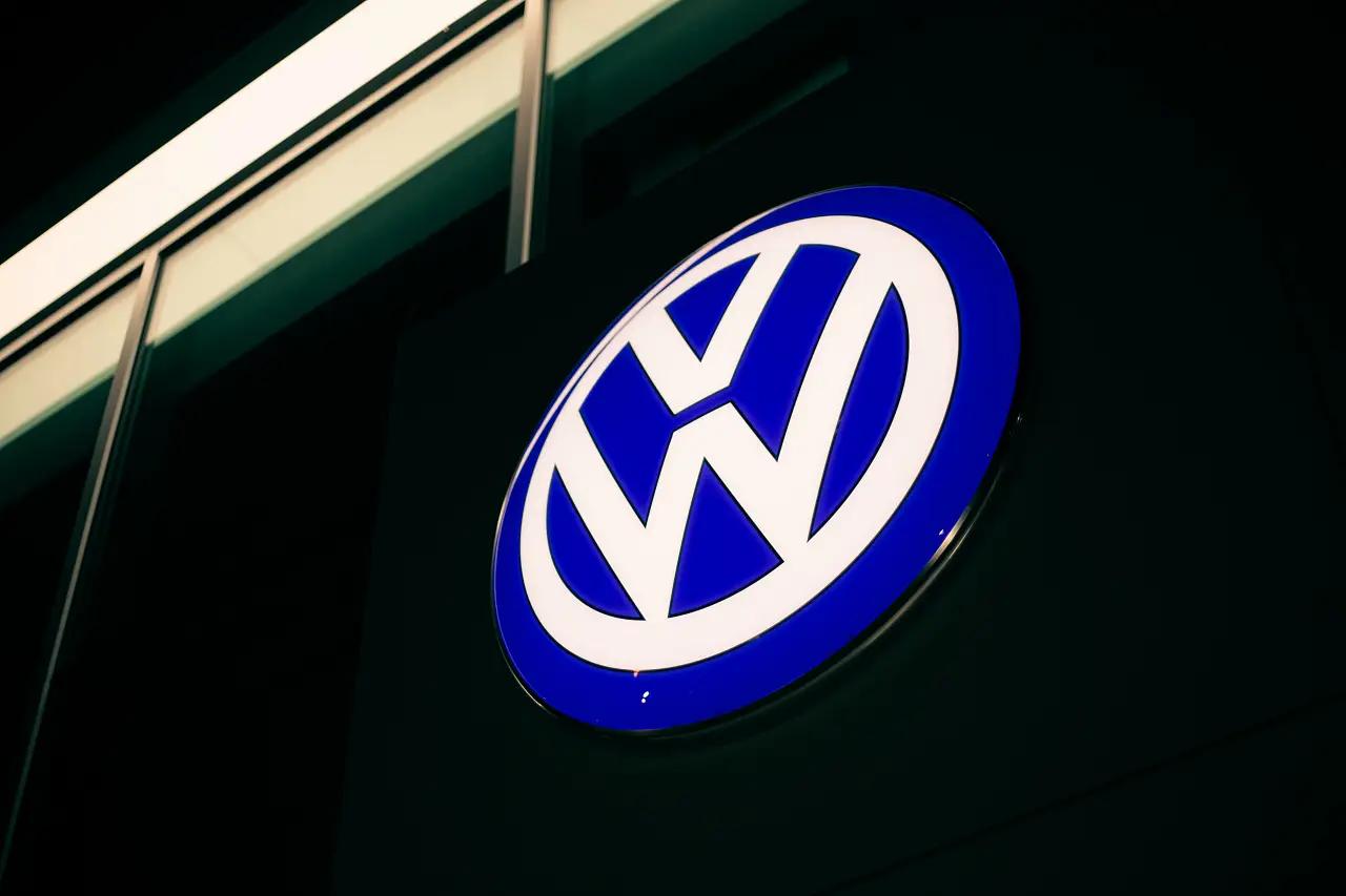 Planta de Volkswagen en Puebla evita una huelga tras un acuerdo salarial con el sindicato