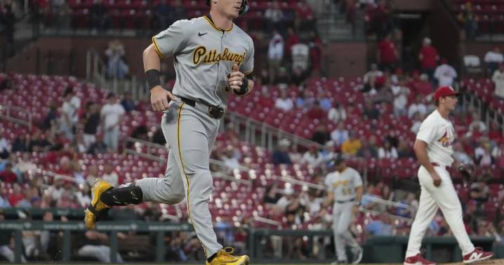 Henry Davis, Bryan Reynolds help power Pirates past Cardinals 8
