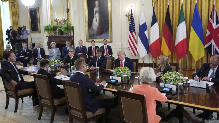 ¿Va a ceder Zelenski territorios a Rusia? ¿Se va a reunir con Putin? Todo sobre lo acordado en la reunión con Trump y los líderes europeos