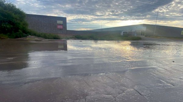 Causa afectaciones inundación en la avenida Fuerza Aérea Mexicana