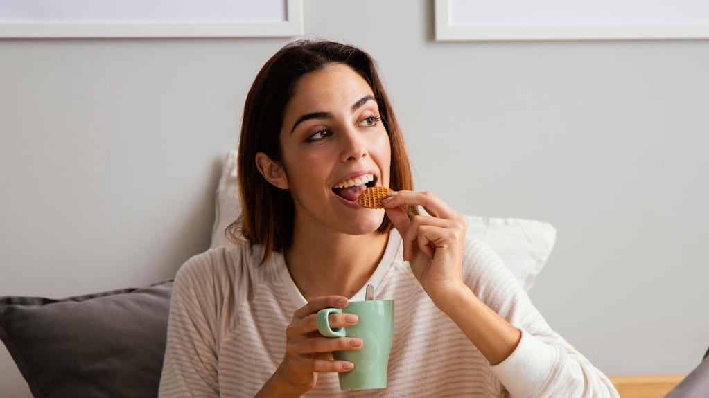 Francisco Rosero, endocrinólogo: “Desayunar después de las 9 puede aumentar los niveles de cortisol”