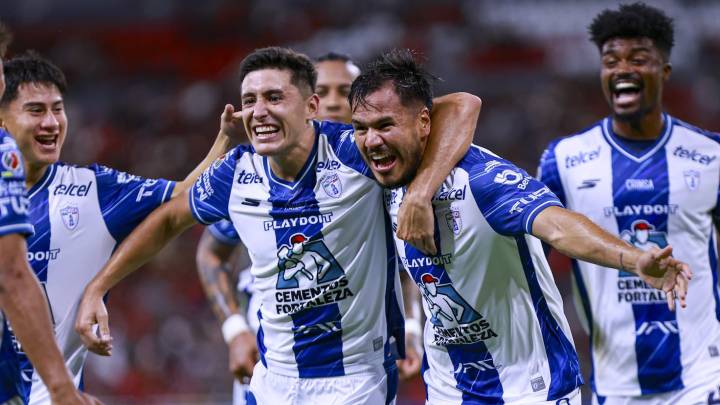 Pachuca, líder y golea al Atlas