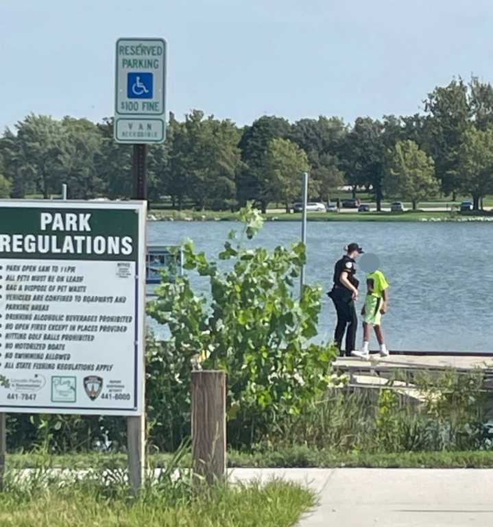 'Good Samaritans' find missing boy at Holmes Lake in Lincoln, police say