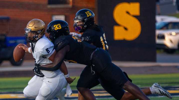 NCHSAA football: Kings Mountain shuts down Shelby in 2025 opener