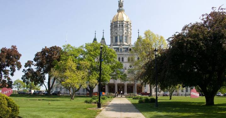Fazio announces run for CT governor in 2026