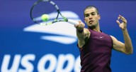 US Open wins keep Alcaraz, Djokovic on track for semis clash
