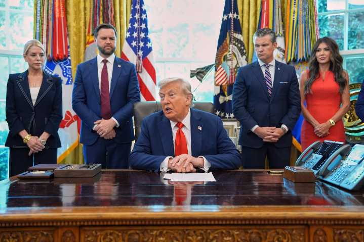 Trump insists he is not a ‘dictator’: I’m just a ‘smart person!’