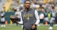 Thumbs up? Packers quarterback Jordan Love practices, takes under-center snaps as recovery from thumb surgery continues
