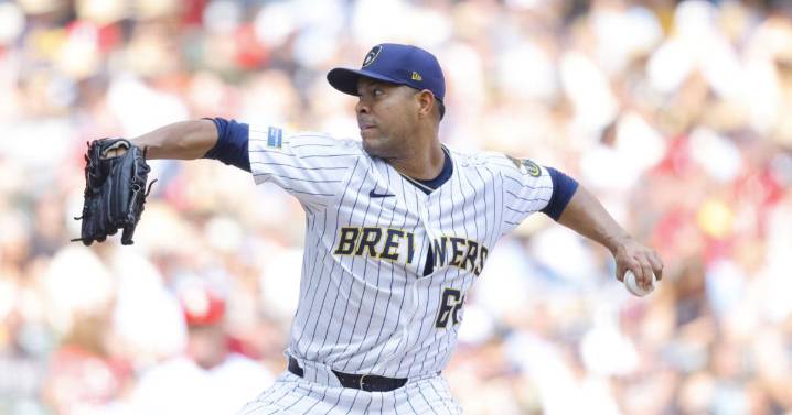 Tipsheet: Brewers finally lost a game, but they didn't lose their magic