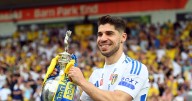 Manor Solomon hands Leeds United transfer green light after bid 'rejected' as talks continue