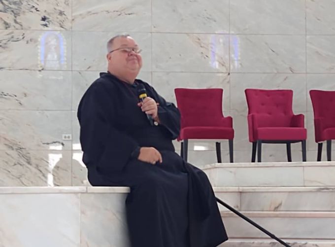 Santuario recibió cientos de fieles para la Asamblea de Oración Carismática (+Fotos)