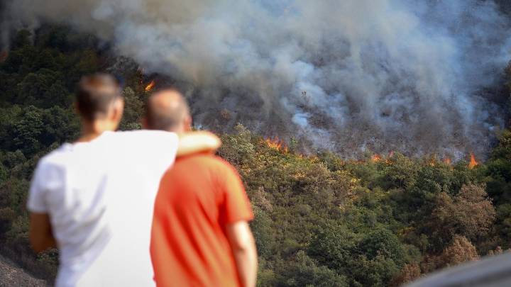 Galicia supera las 87.800 hectáreas quemadas en incendios no apagados y registra dos nuevos en Pontevedra
