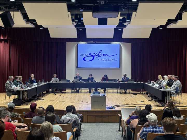 Oregon ethics commission pursues legislative action, further revision on meetings policy