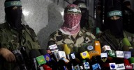 Israel asegura que mató portavoz del brazo armado de Hamás, pero más de 100 civiles palestinos fueron asesinados