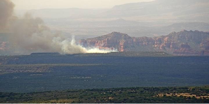 People southeast of Sedona told to be prepared to evacuate due to Woods Fire
