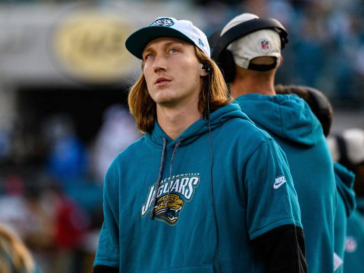 Mike Tomlin Might Give Trevor Lawrence a Harsh Reality Check as Jaguars HC to get ‘Rude Awakening’ Explore how Mike Tomlin might hand Trevor Lawrence a harsh reality check as the Jaguars brace for a h