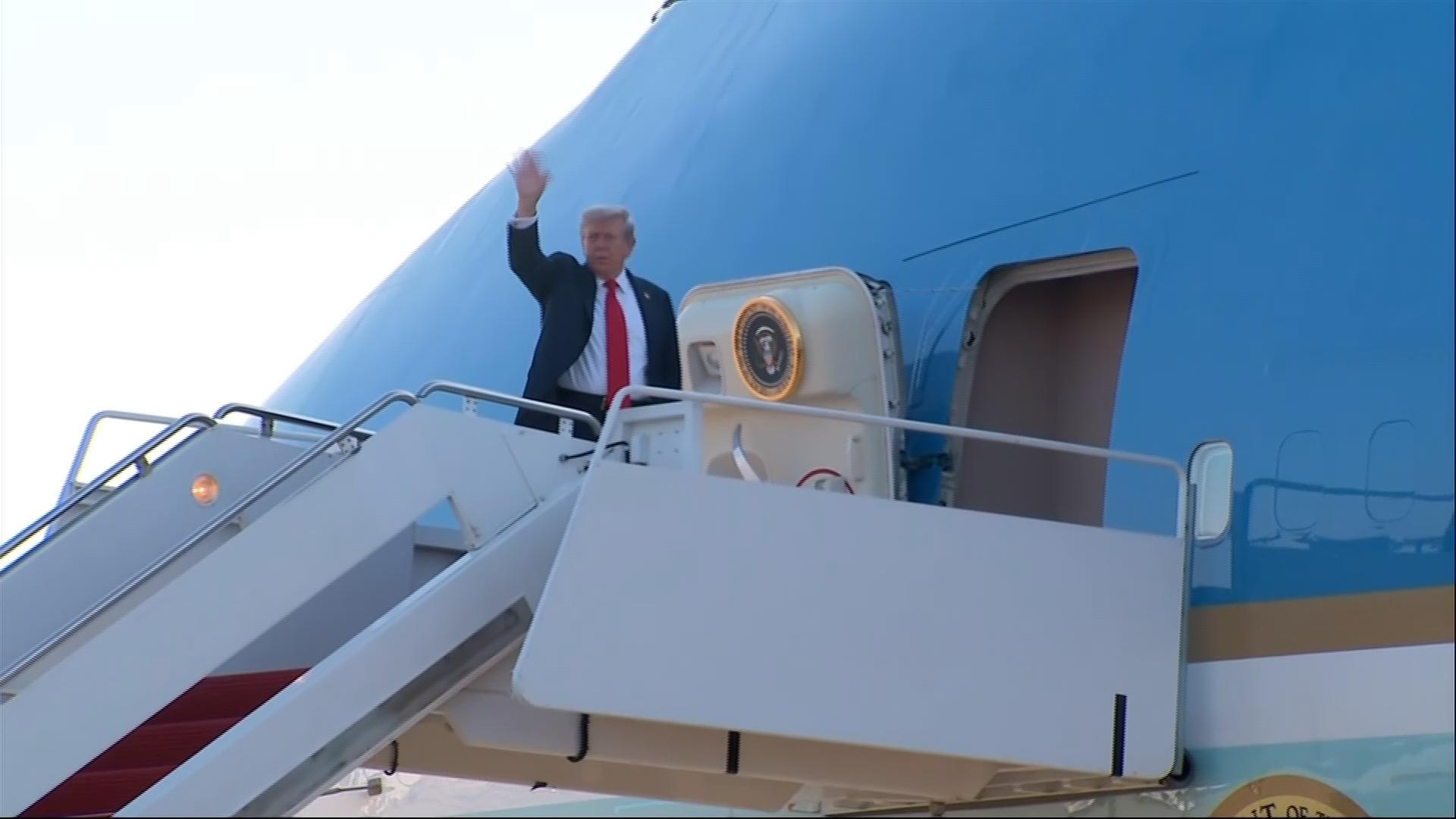 Trump leaves to meet Putin in Alaska for high
