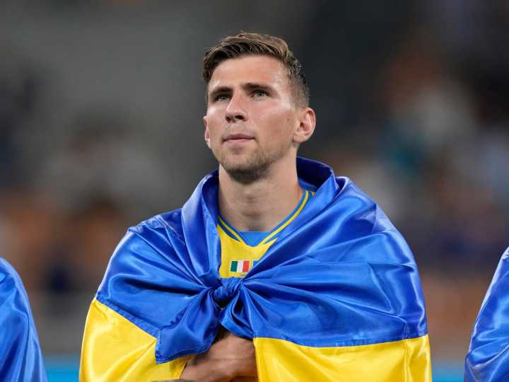 European champions PSG sign Ukraine defender Zabarnyi from Bournemouth