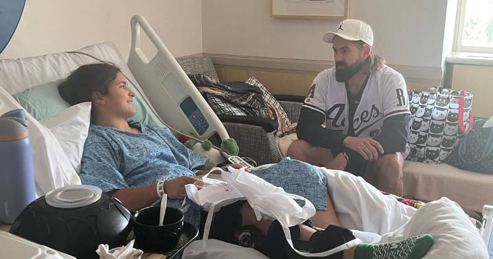Reno Aces Pitcher Casey Kelly visits Renown Children's Hospital