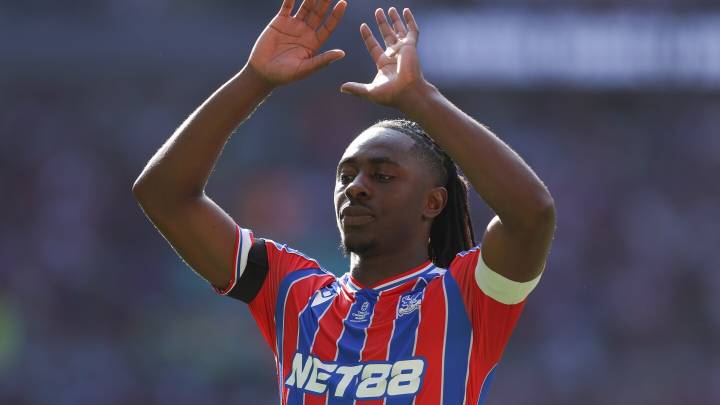 Transfer news, rumors: Eze to Spurs, Isak to Liverpool latest