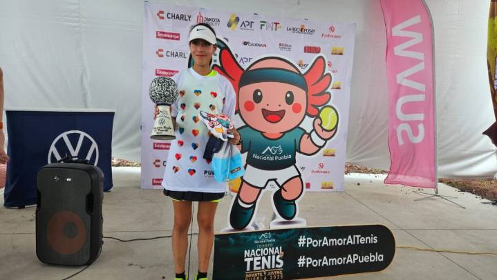 Poblana gana doble corona en el Torneo Nacional de Tenis 2025