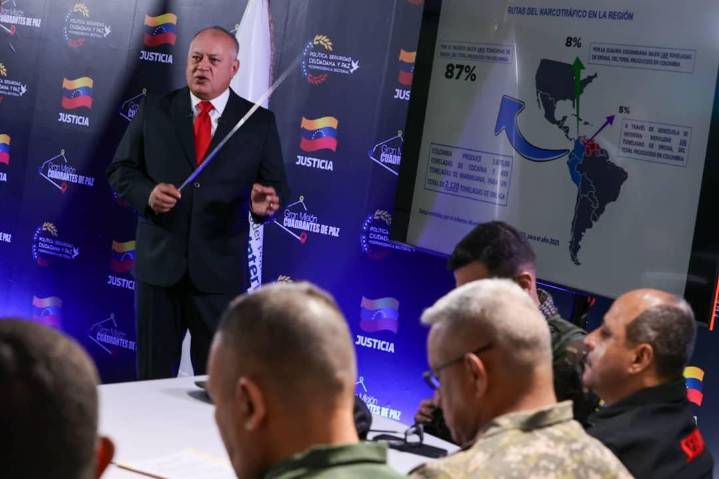 Cabello presume derribo de más de 400 “narcoaviones” tras despliegue naval de EE. UU.