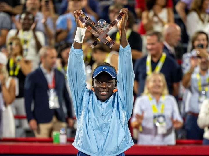 Londoner celebrates doubles partner Victoria Mboko's stunning win