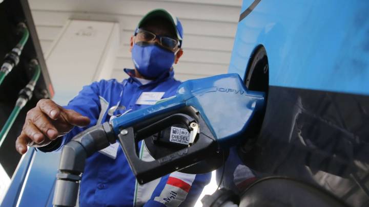 Fuerte baja de la parafina: Revisa si sube, cae o se mantiene el valor de los combustibles este jueves 21 de agosto
