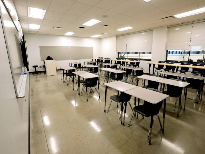 'Concerned and disappointed': Talks between province, Alberta Teachers' Association break down
