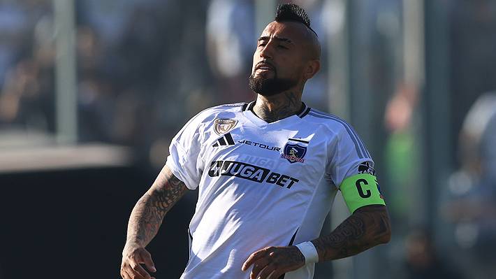La decisión que tomó el Tribunal de Disciplina con Arturo Vidal tras polémica con el árbitro del duelo entre Everton y Colo Colo El "Rey" en problemas.