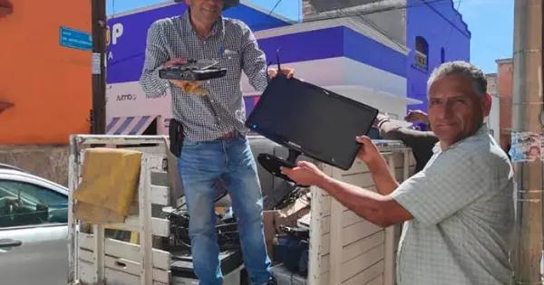 Recolectan aparatos electrónicos que están dañados y en desuso