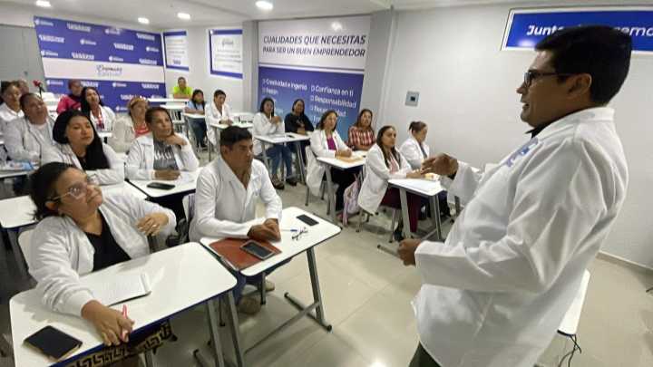 Impulsan formación de médicos como monitores de salud mental