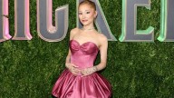 Ariana Grande sends sweet gift to 9
