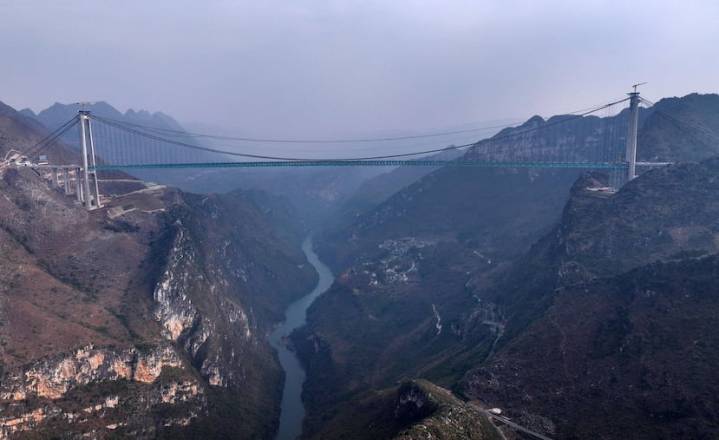 El puente de Huajiang: la nueva joya de la ingeniería mundial