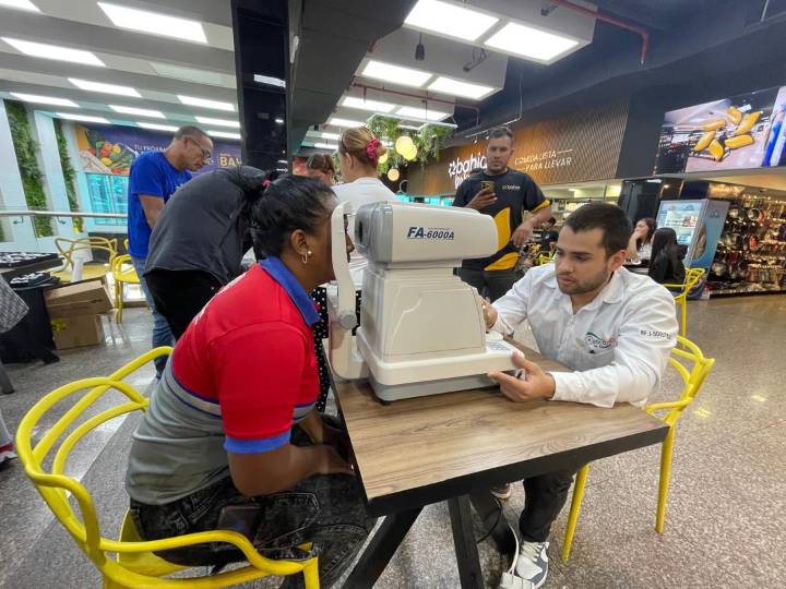 Miopía y presbicia problemas visuales más consultados