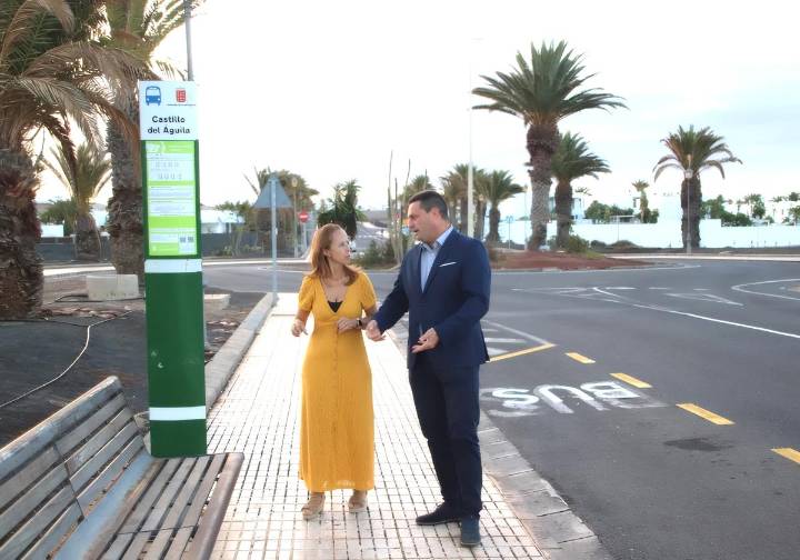 Habrá postes informativos en las paradas de guagua de Yaiza